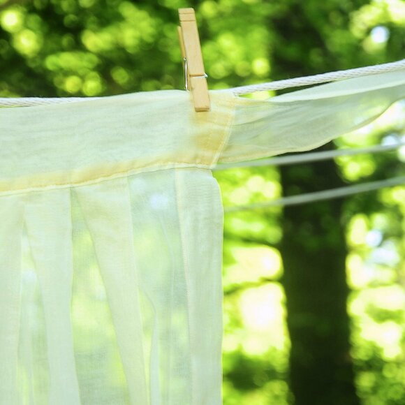 VTG Pale Yellow Fancy Illusion Hostess Apron Pleated w/ Floral Design on Hem - Picture 5 of 7